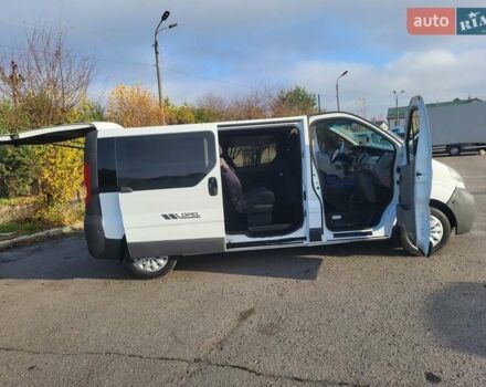 Белый Опель Виваро, объемом двигателя 1.9 л и пробегом 245 тыс. км за 7999 $, фото 50 на Automoto.ua