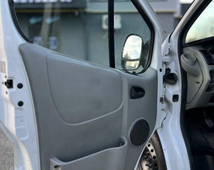 Білий Опель Віваро, об'ємом двигуна 1.87 л та пробігом 400 тис. км за 5800 $, фото 14 на Automoto.ua