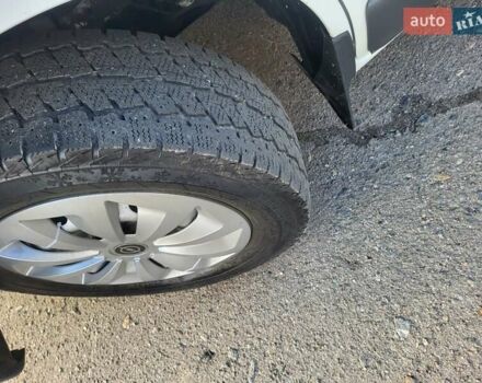 Белый Опель Виваро, объемом двигателя 1.9 л и пробегом 245 тыс. км за 7999 $, фото 76 на Automoto.ua