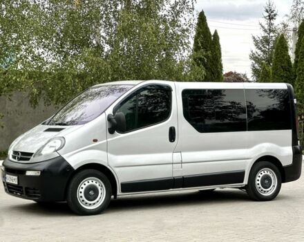 Белый Опель Виваро, объемом двигателя 1.9 л и пробегом 270 тыс. км за 9200 $, фото 3 на Automoto.ua