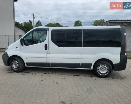 Білий Опель Віваро, об'ємом двигуна 1.9 л та пробігом 562 тис. км за 5900 $, фото 1 на Automoto.ua