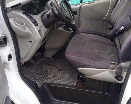 Белый Опель Виваро, объемом двигателя 1.87 л и пробегом 260 тыс. км за 6800 $, фото 24 на Automoto.ua