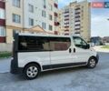 Белый Опель Виваро, объемом двигателя 2.5 л и пробегом 250 тыс. км за 7700 $, фото 4 на Automoto.ua