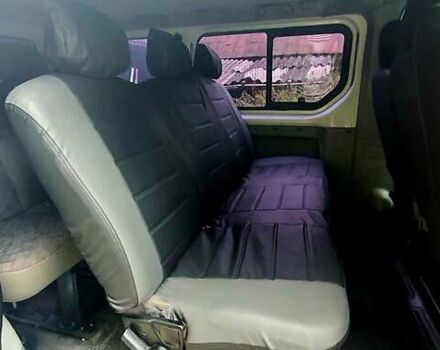 Белый Опель Виваро, объемом двигателя 2.5 л и пробегом 309 тыс. км за 7300 $, фото 15 на Automoto.ua