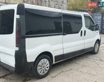 Білий Опель Віваро, об'ємом двигуна 1.87 л та пробігом 310 тис. км за 7400 $, фото 11 на Automoto.ua