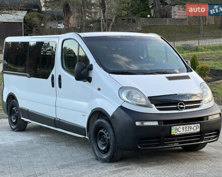 Білий Опель Віваро, об'ємом двигуна 1.87 л та пробігом 400 тис. км за 5800 $, фото 4 на Automoto.ua