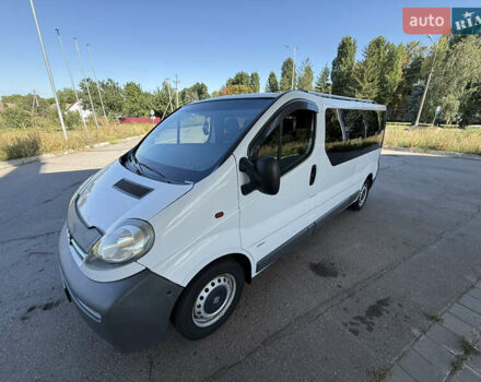 Білий Опель Віваро, об'ємом двигуна 1.9 л та пробігом 320 тис. км за 7950 $, фото 8 на Automoto.ua
