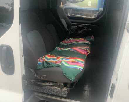 Білий Опель Віваро, об'ємом двигуна 1.9 л та пробігом 412 тис. км за 6800 $, фото 21 на Automoto.ua