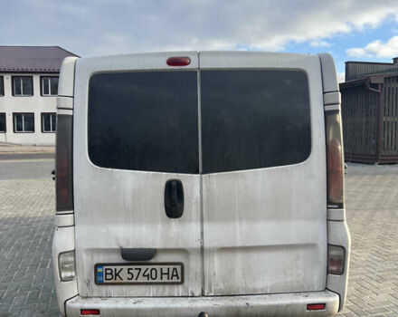 Белый Опель Виваро, объемом двигателя 1.9 л и пробегом 335 тыс. км за 6000 $, фото 6 на Automoto.ua