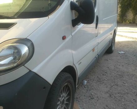 Белый Опель Виваро, объемом двигателя 1.9 л и пробегом 320 тыс. км за 5700 $, фото 2 на Automoto.ua