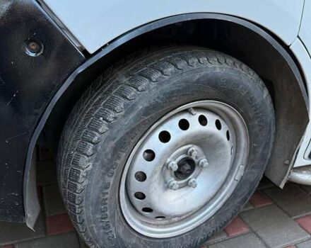 Белый Опель Виваро, объемом двигателя 1.87 л и пробегом 374 тыс. км за 7900 $, фото 3 на Automoto.ua