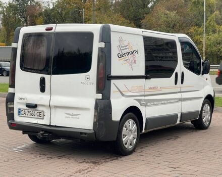 Белый Опель Виваро, объемом двигателя 1.9 л и пробегом 360 тыс. км за 6500 $, фото 3 на Automoto.ua