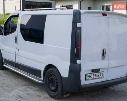 Белый Опель Виваро, объемом двигателя 1.9 л и пробегом 231 тыс. км за 7999 $, фото 25 на Automoto.ua
