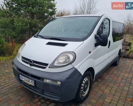 Белый Опель Виваро, объемом двигателя 1.9 л и пробегом 402 тыс. км за 7100 $, фото 12 на Automoto.ua