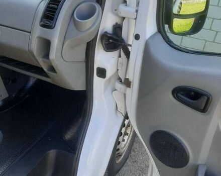 Белый Опель Виваро, объемом двигателя 1.87 л и пробегом 659 тыс. км за 4800 $, фото 16 на Automoto.ua