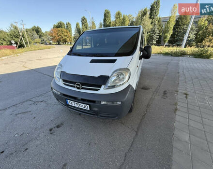 Білий Опель Віваро, об'ємом двигуна 1.9 л та пробігом 320 тис. км за 7950 $, фото 9 на Automoto.ua