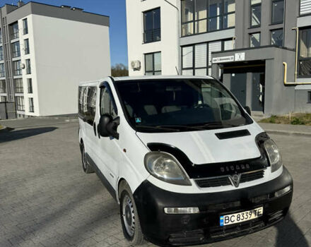 Белый Опель Виваро, объемом двигателя 1.9 л и пробегом 415 тыс. км за 5999 $, фото 3 на Automoto.ua