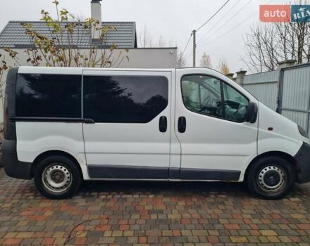 Белый Опель Виваро, объемом двигателя 1.9 л и пробегом 402 тыс. км за 7100 $, фото 14 на Automoto.ua