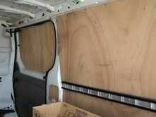 Белый Опель Виваро, объемом двигателя 1.9 л и пробегом 320 тыс. км за 5700 $, фото 8 на Automoto.ua