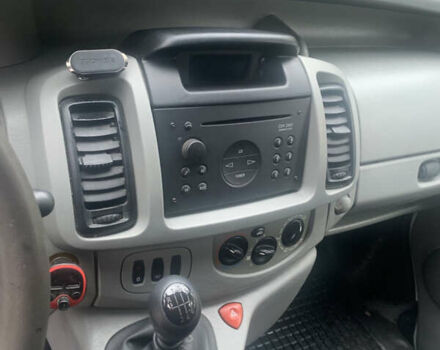 Білий Опель Віваро, об'ємом двигуна 1.9 л та пробігом 412 тис. км за 6800 $, фото 44 на Automoto.ua