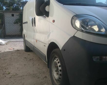 Белый Опель Виваро, объемом двигателя 1.9 л и пробегом 320 тыс. км за 5700 $, фото 3 на Automoto.ua