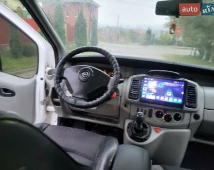 Білий Опель Віваро, об'ємом двигуна 1.9 л та пробігом 243 тис. км за 7800 $, фото 81 на Automoto.ua