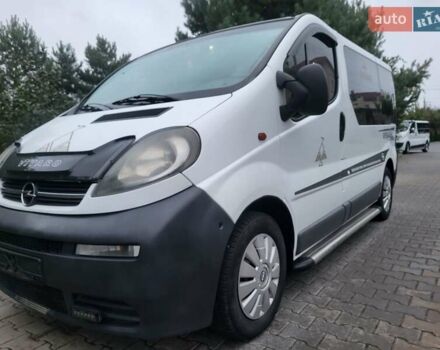 Білий Опель Віваро, об'ємом двигуна 1.9 л та пробігом 243 тис. км за 7800 $, фото 34 на Automoto.ua