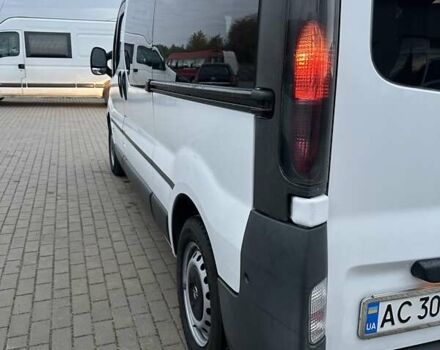 Білий Опель Віваро, об'ємом двигуна 1.9 л та пробігом 245 тис. км за 8800 $, фото 9 на Automoto.ua