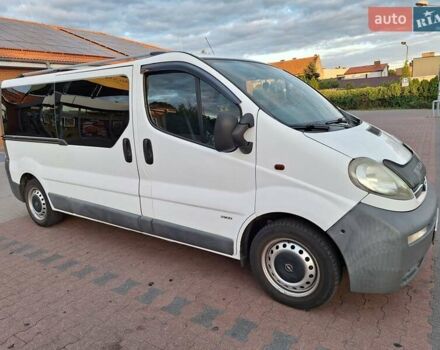 Білий Опель Віваро, об'ємом двигуна 1.9 л та пробігом 272 тис. км за 8800 $, фото 7 на Automoto.ua