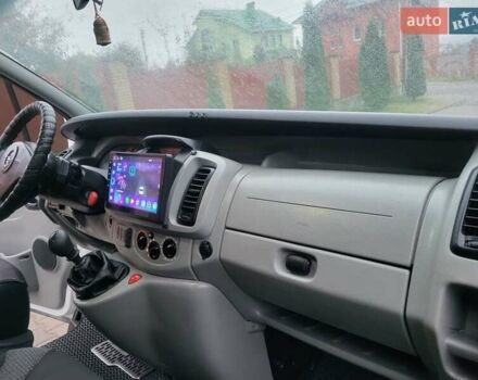 Білий Опель Віваро, об'ємом двигуна 1.9 л та пробігом 243 тис. км за 7800 $, фото 67 на Automoto.ua
