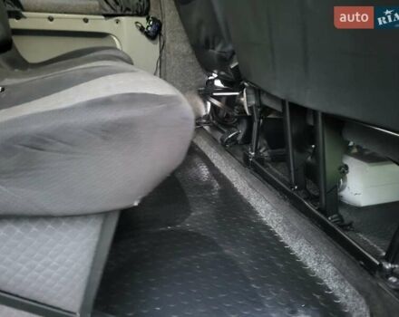 Білий Опель Віваро, об'ємом двигуна 1.9 л та пробігом 243 тис. км за 7800 $, фото 88 на Automoto.ua