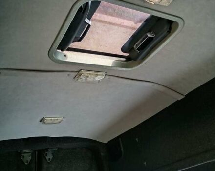 Белый Опель Виваро, объемом двигателя 2.5 л и пробегом 252 тыс. км за 7500 $, фото 8 на Automoto.ua