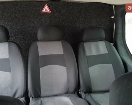 Білий Опель Віваро, об'ємом двигуна 1.9 л та пробігом 450 тис. км за 7200 $, фото 11 на Automoto.ua