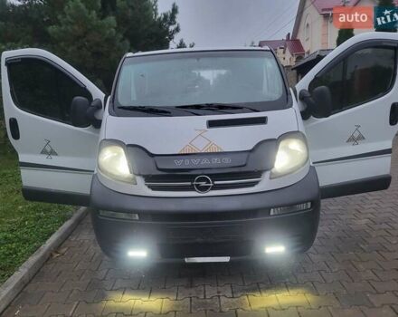Білий Опель Віваро, об'ємом двигуна 1.9 л та пробігом 243 тис. км за 7800 $, фото 60 на Automoto.ua