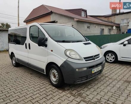 Белый Опель Виваро, объемом двигателя 1.87 л и пробегом 280 тыс. км за 6000 $, фото 5 на Automoto.ua