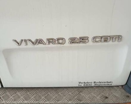 Белый Опель Виваро, объемом двигателя 2.5 л и пробегом 252 тыс. км за 7500 $, фото 12 на Automoto.ua