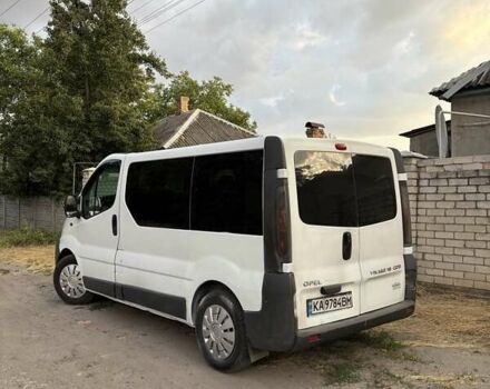 Белый Опель Виваро, объемом двигателя 1.9 л и пробегом 350 тыс. км за 6500 $, фото 2 на Automoto.ua