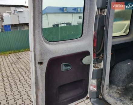 Белый Опель Виваро, объемом двигателя 1.87 л и пробегом 280 тыс. км за 6000 $, фото 22 на Automoto.ua