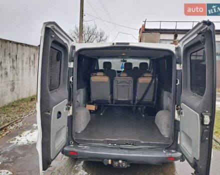 Білий Опель Віваро, об'ємом двигуна 1.9 л та пробігом 319 тис. км за 6800 $, фото 9 на Automoto.ua