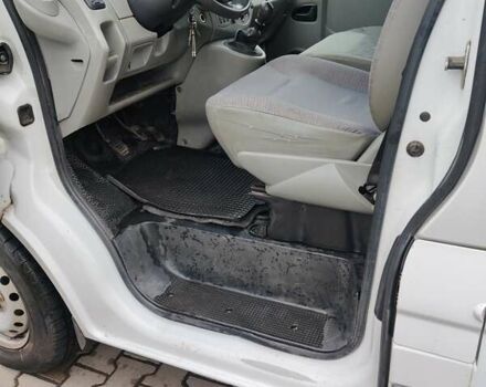 Белый Опель Виваро, объемом двигателя 1.87 л и пробегом 280 тыс. км за 6000 $, фото 10 на Automoto.ua