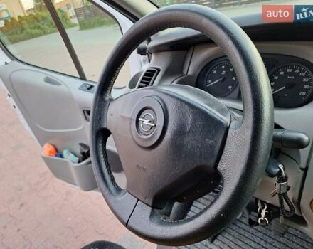 Білий Опель Віваро, об'ємом двигуна 1.9 л та пробігом 272 тис. км за 8800 $, фото 20 на Automoto.ua