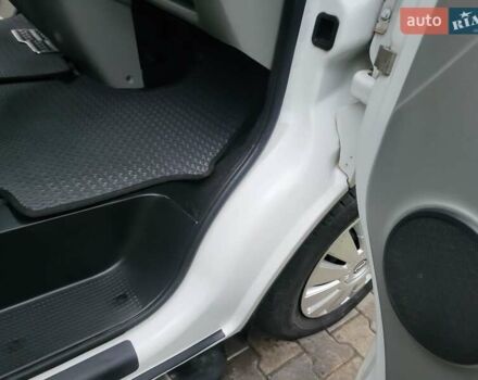 Білий Опель Віваро, об'ємом двигуна 1.9 л та пробігом 243 тис. км за 7800 $, фото 66 на Automoto.ua