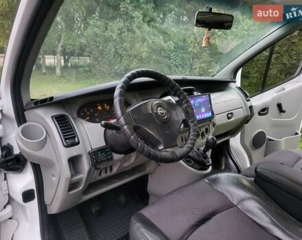Білий Опель Віваро, об'ємом двигуна 1.9 л та пробігом 243 тис. км за 7800 $, фото 114 на Automoto.ua
