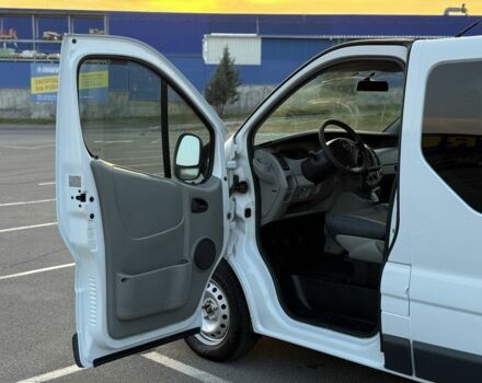 Білий Опель Віваро, об'ємом двигуна 1.9 л та пробігом 280 тис. км за 7800 $, фото 6 на Automoto.ua