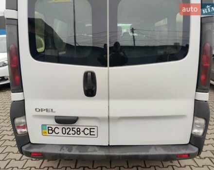 Белый Опель Виваро, объемом двигателя 1.87 л и пробегом 280 тыс. км за 6000 $, фото 23 на Automoto.ua