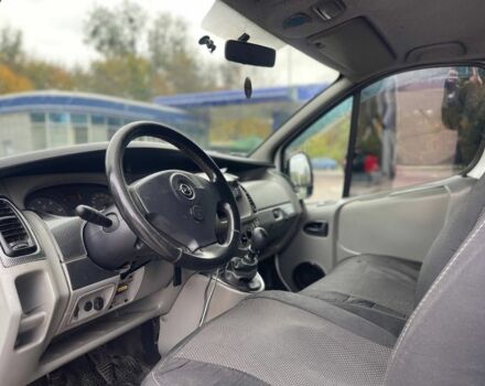 Белый Опель Виваро, объемом двигателя 1.9 л и пробегом 360 тыс. км за 6500 $, фото 4 на Automoto.ua