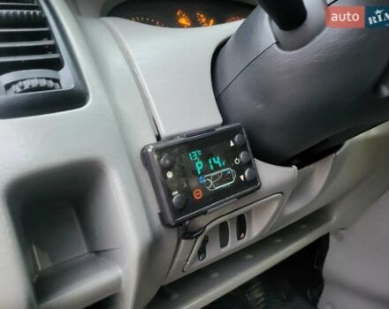 Білий Опель Віваро, об'ємом двигуна 1.9 л та пробігом 243 тис. км за 7800 $, фото 113 на Automoto.ua
