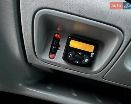 Білий Опель Віваро, об'ємом двигуна 1.9 л та пробігом 245 тис. км за 8800 $, фото 17 на Automoto.ua