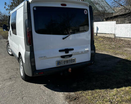 Белый Опель Виваро, объемом двигателя 1.9 л и пробегом 480 тыс. км за 7200 $, фото 2 на Automoto.ua