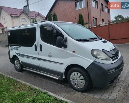 Білий Опель Віваро, об'ємом двигуна 1.9 л та пробігом 243 тис. км за 7800 $, фото 7 на Automoto.ua